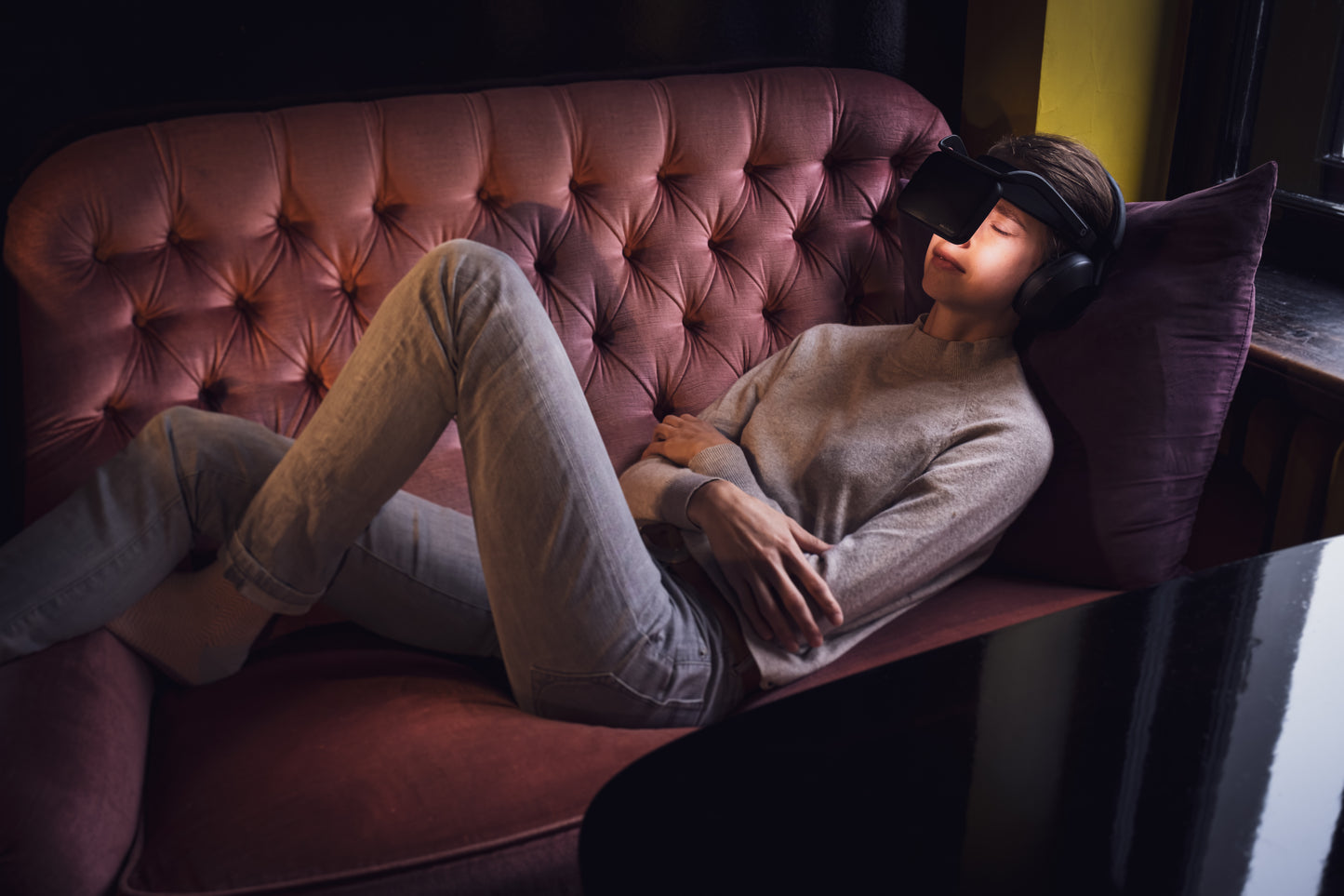 neuroVIZR – Brain Wellness & Relaxation Device